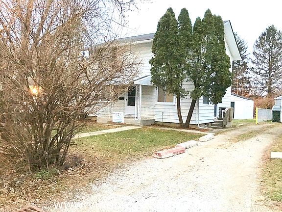 3rd image of 2241 Safford Ave