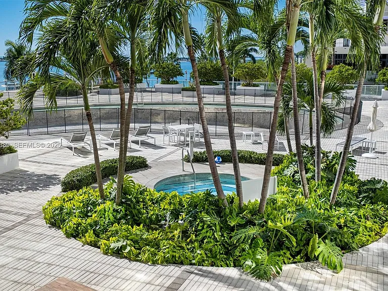1541 Brickell Ave — Photo 14