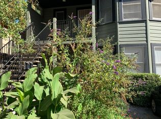 3017 F St, Sacramento, CA 95816