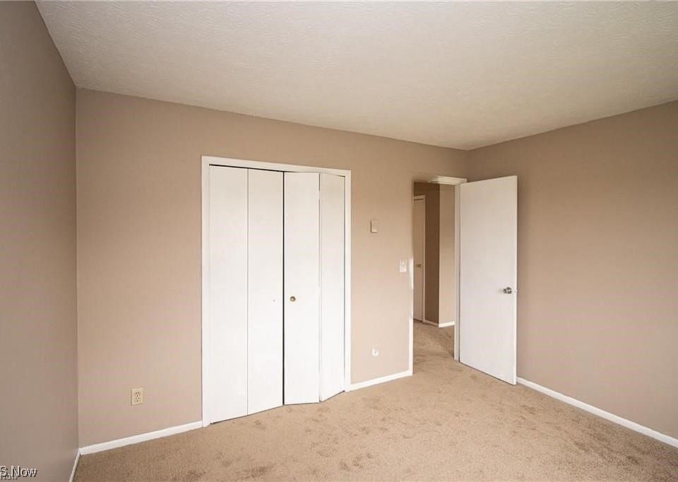 2nd image of 1351 Jones Rd