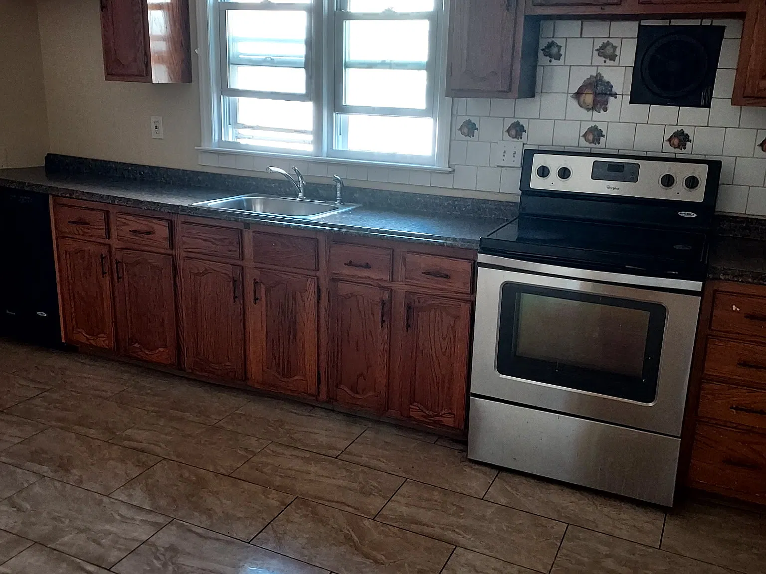 2 bed, $2,000 — Photo 3