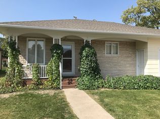 245 N Linden St, Dodge, NE 68633