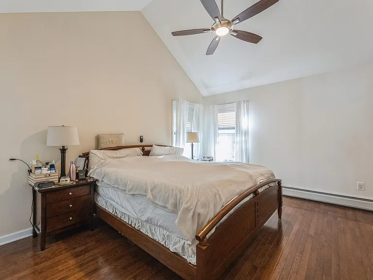 326 Brookside Ave — Photo 15