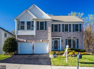 8054 Paper Birch Dr, Lorton, VA 22079