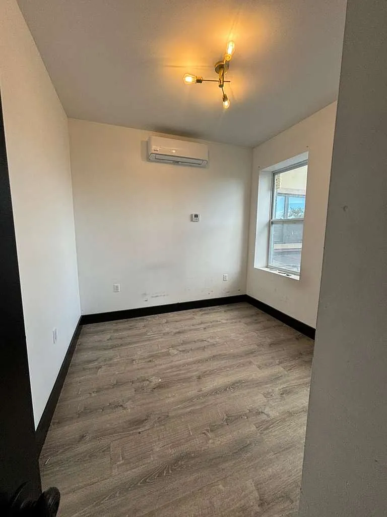 2 bed, 800 sqft, $2,000 — Photo 4