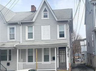 39 Hunter St, Tamaqua, PA 18252