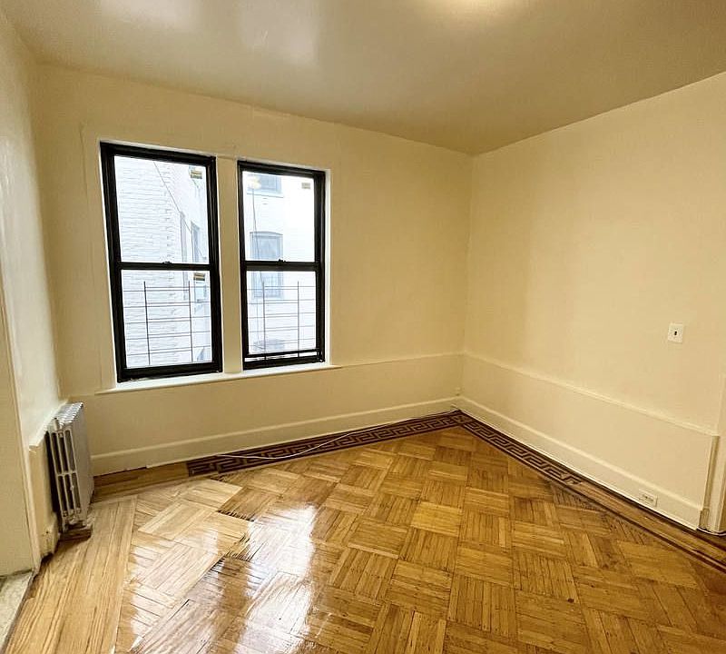 1st image of 636 E 21st St #35C