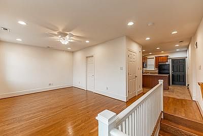 4th image of 1816 W Cary St APT B