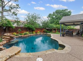 825 Heather Wood Dr, Grapevine, TX 76051