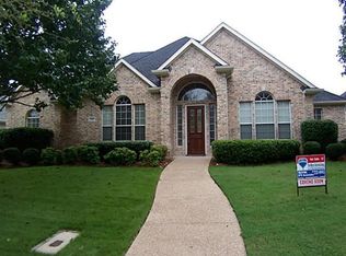 7417 Ruston Ln, Irving, TX 75063