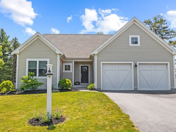 18 White Clover Trl, Plymouth, MA 02360