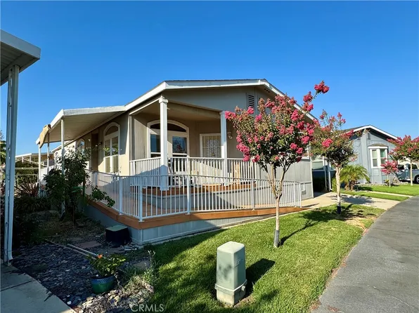 1330 Queen Way #27, Livingston, CA 95334