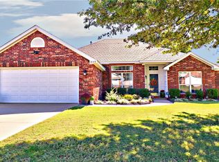 1859 Lancaster Dr, Springdale, AR 72762