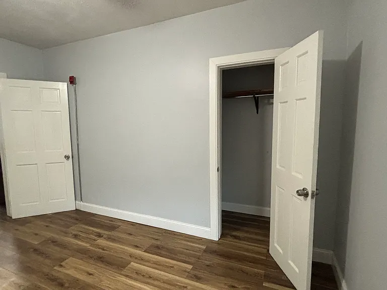 412 Elm St #1F — Photo 6