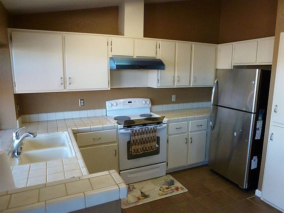 5th image of 6700 Canoe Hill Dr