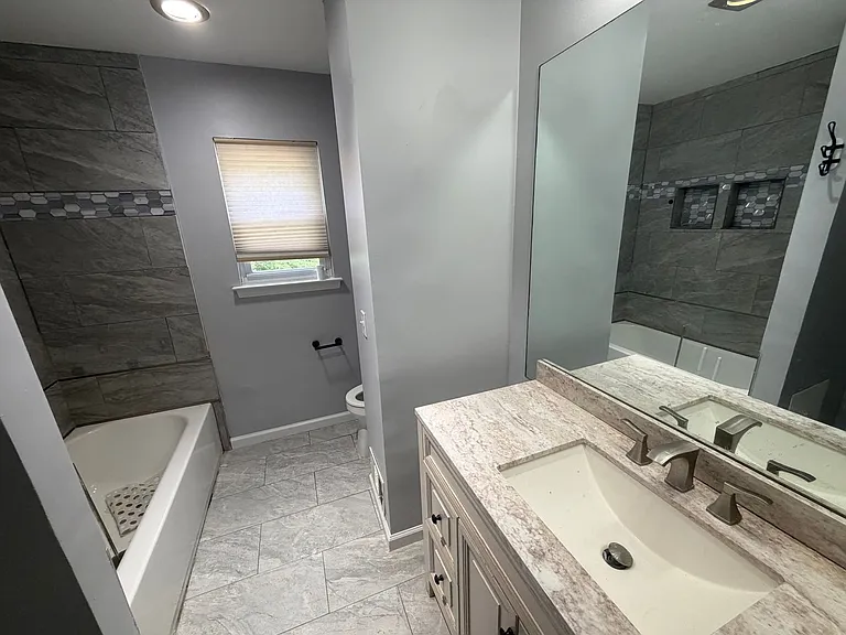725 Birmingham Ave — Photo 11
