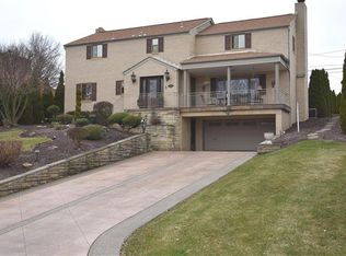 4950 Parkvue Dr, Pittsburgh, PA 15236