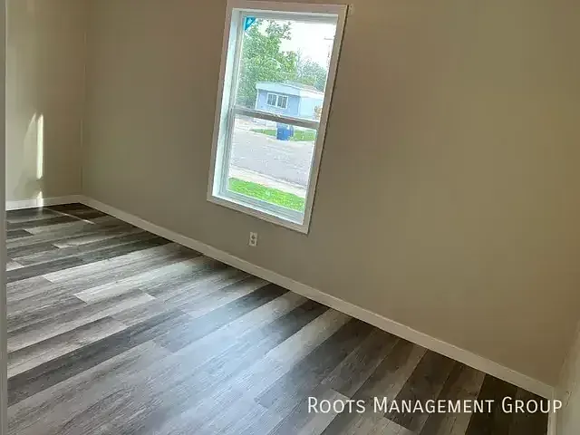 1441 Winona St #1441WN — Photo 10