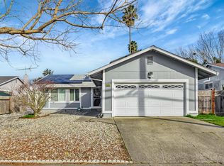 1541 W 3rd St, Santa Rosa, CA 95401