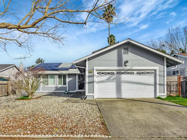 1541 W 3rd Street, Santa Rosa, CA 95401
