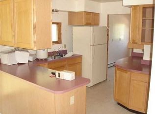 2032 River Rd, Frankfort, MI 49635