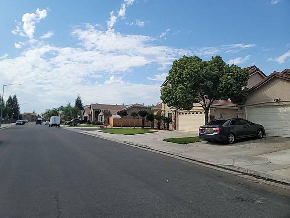 3rd image of 6644 E Simpson Ave