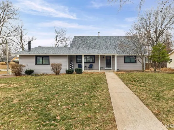 116 Thomas Ter, Edwardsville, IL 62025