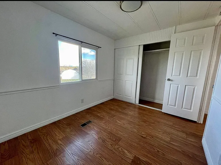 309 Oxford Dr — Photo 6