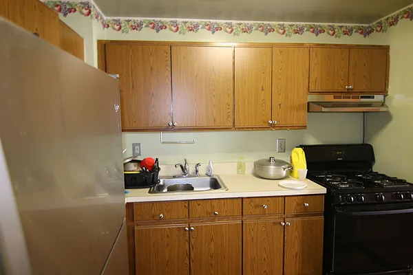 Rented by Target Realty Group | media 9