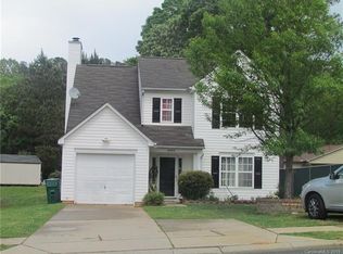 6004 Linda Vista Ln, Charlotte, NC 28216