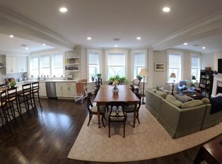 11-14 Alton Pl #2F, Brookline, MA 02446