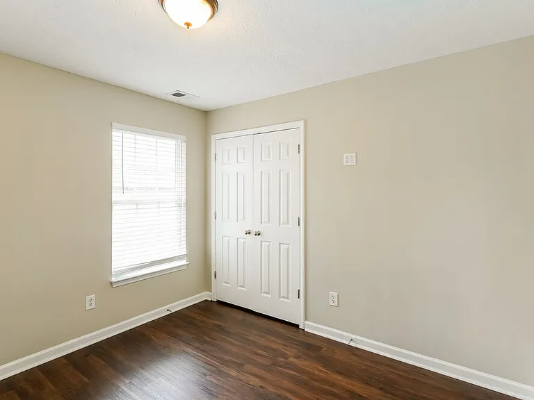 1483 Bern Dr — Photo 16