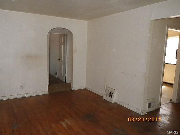 4th image of 1236 Grant Dr