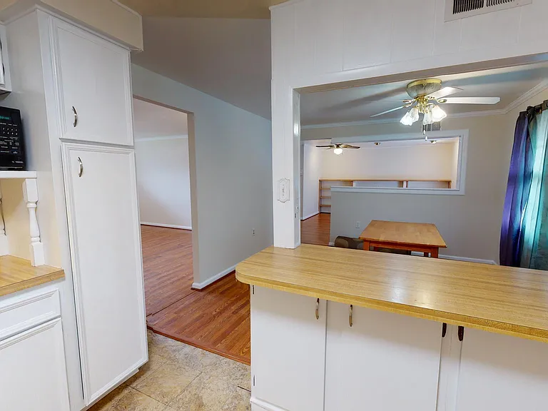 6103 Ronna Cir — Photo 9