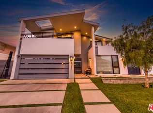 2122 Castle Heights Ave, Los Angeles, CA 90034