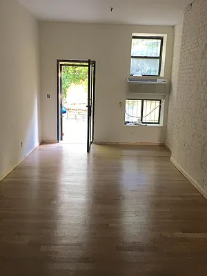 Rented by Michael Alvandi, LREB | media 9