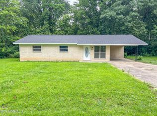 215 Spring St, Taylorsville, MS 39168