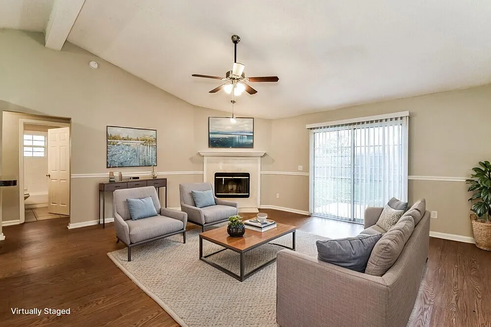 3 bed, 2.0 bath, 1425 sqft, $2,085 — Photo 4