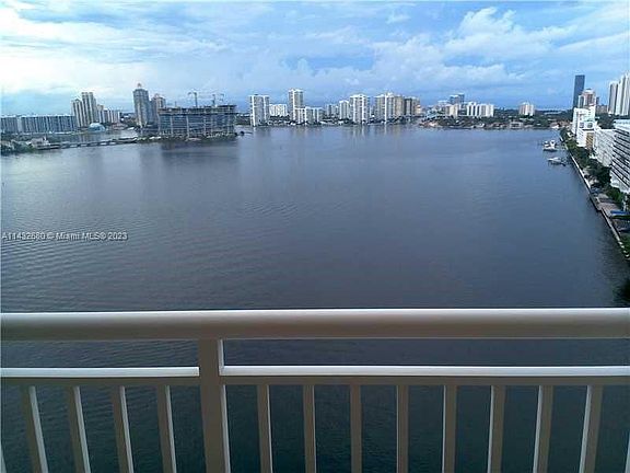 3rd image of 251 174th St APT 1601