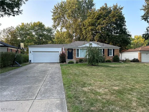 37806 Lorie Blvd, Avon, OH 44011