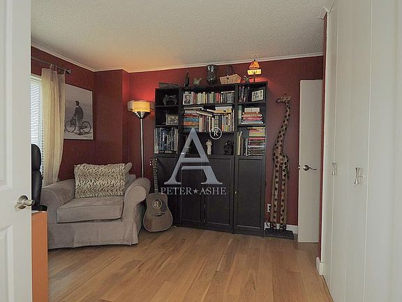 3rd image of 2540 Shore Blvd APT 7F