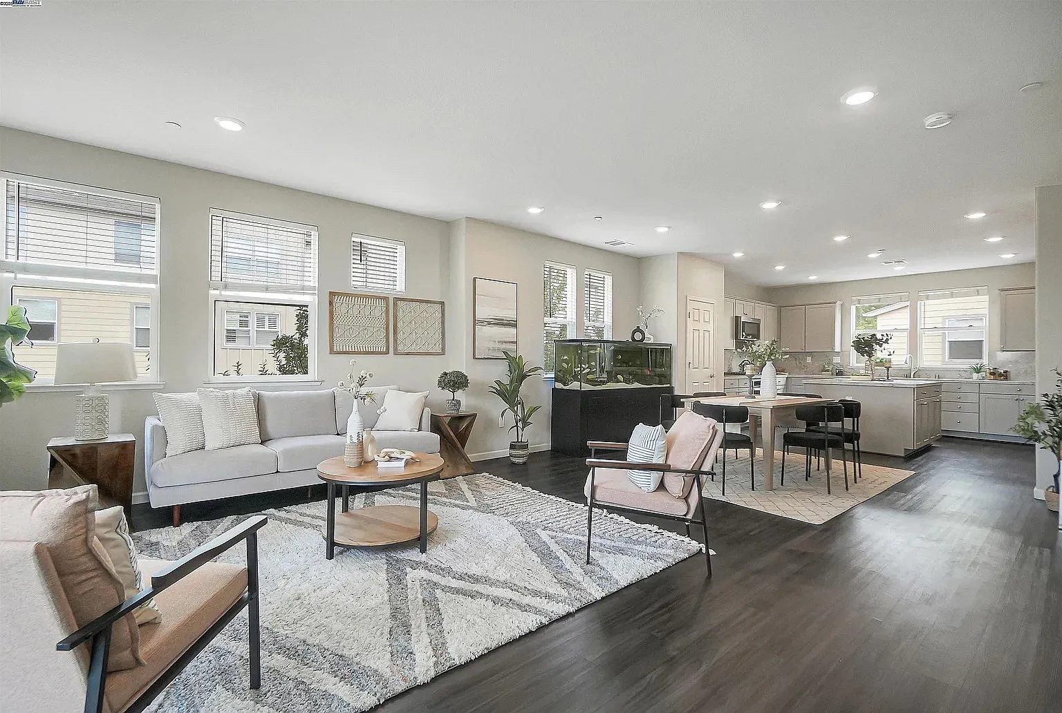 1 bed, 2074 sqft, $1,500 — Photo 1