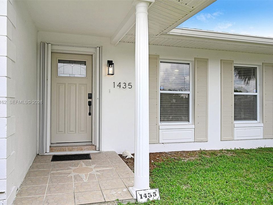 1st image of 1435 Anchor Ln
