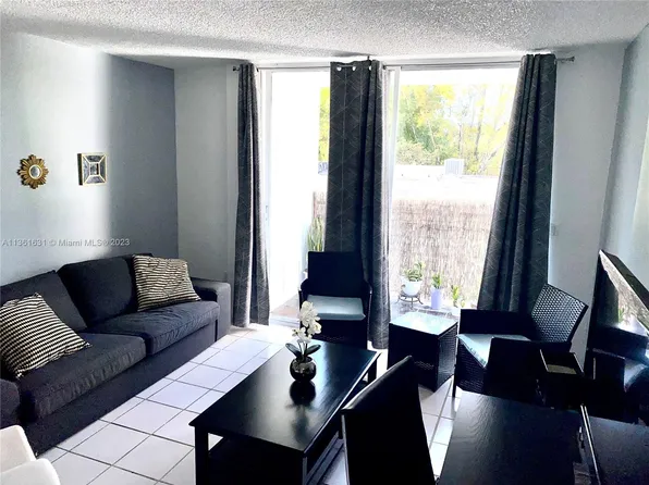 12105 NE 6th Ave APT 303, North Miami, FL 33161