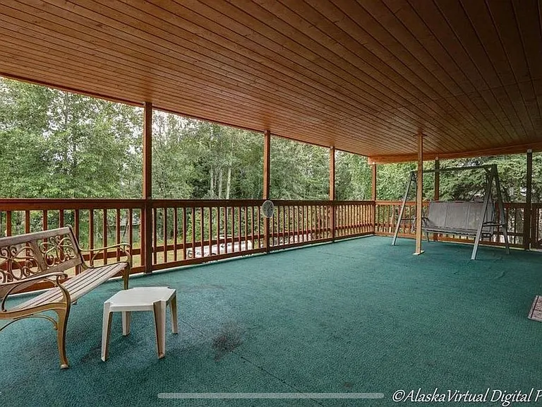 631 Bill St — Photo 2