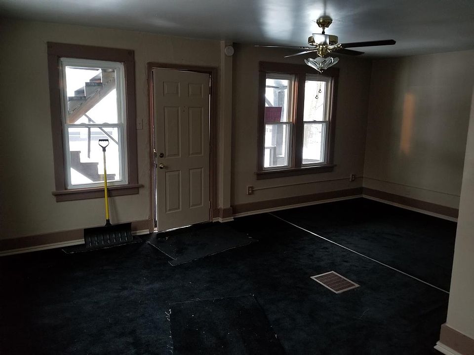 2nd image of 2340 Connecticut St
