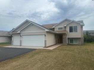 847 Harrison Dr, Big Lake, MN 55309