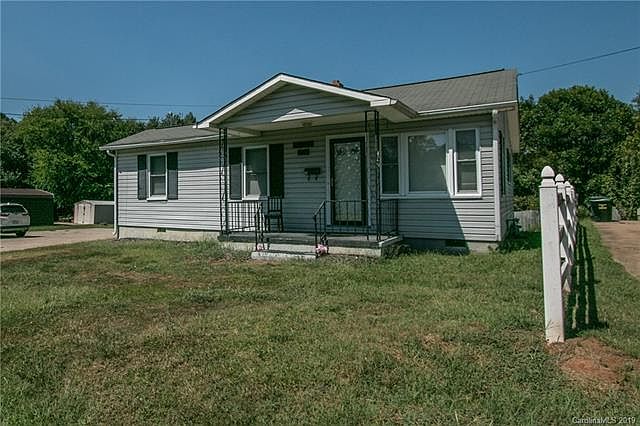 1st image of 628 W Catawba Ave
