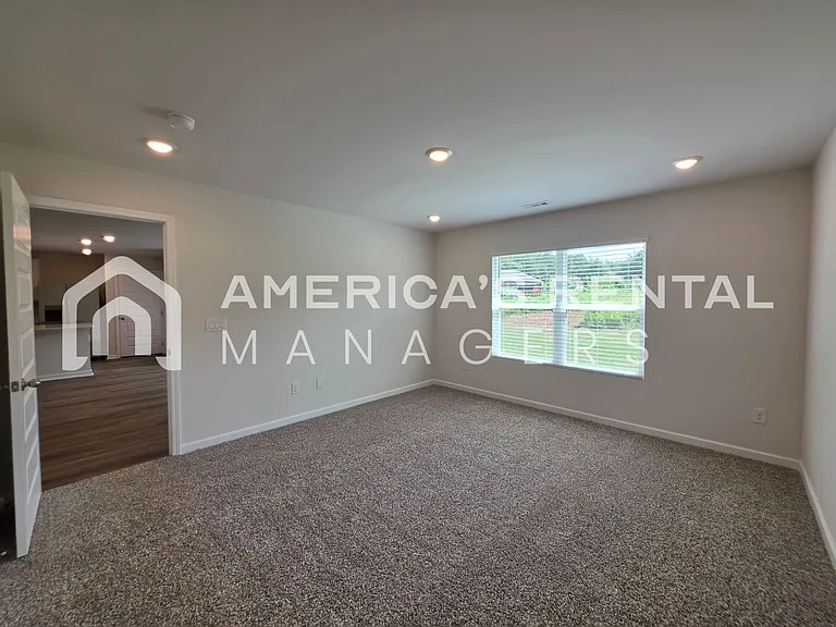 107 Jonboy Ave — Photo 34