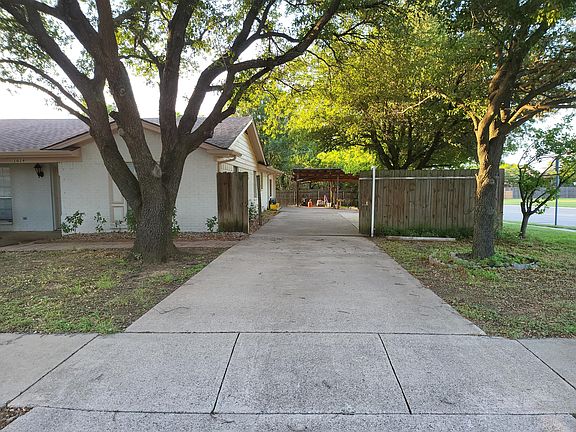 4th image of 2029 Knoxville Dr